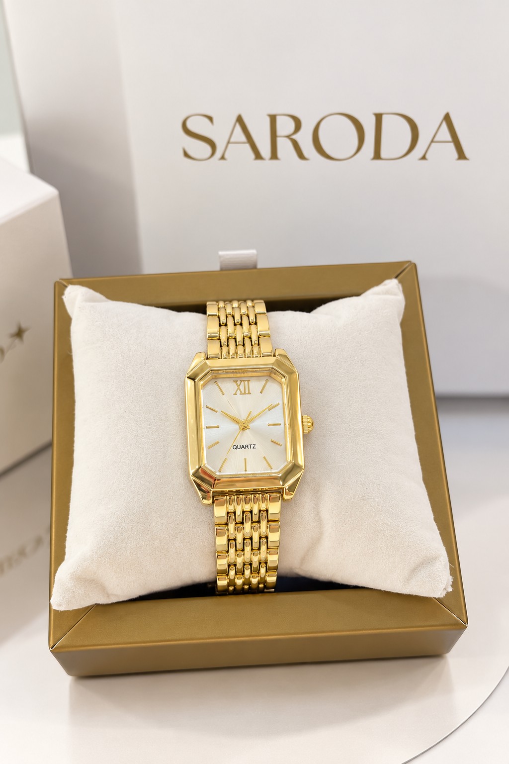 Reloj Dorado