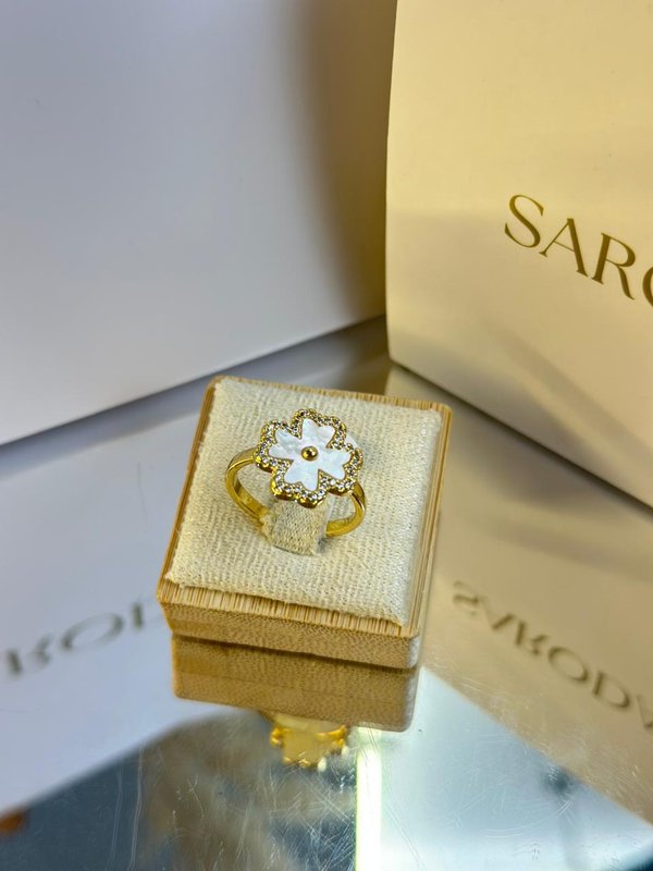 Anillo Trébol Nácar