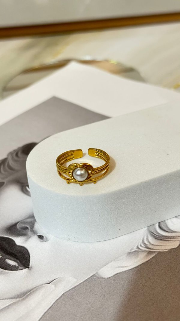 Anillo Golden Pearl