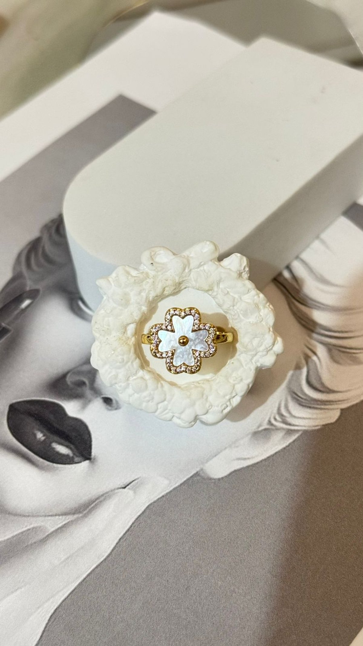 Anillo Trébol Nácar