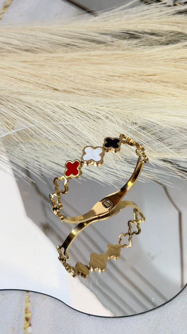 Pulsera Tricolor Dorada
