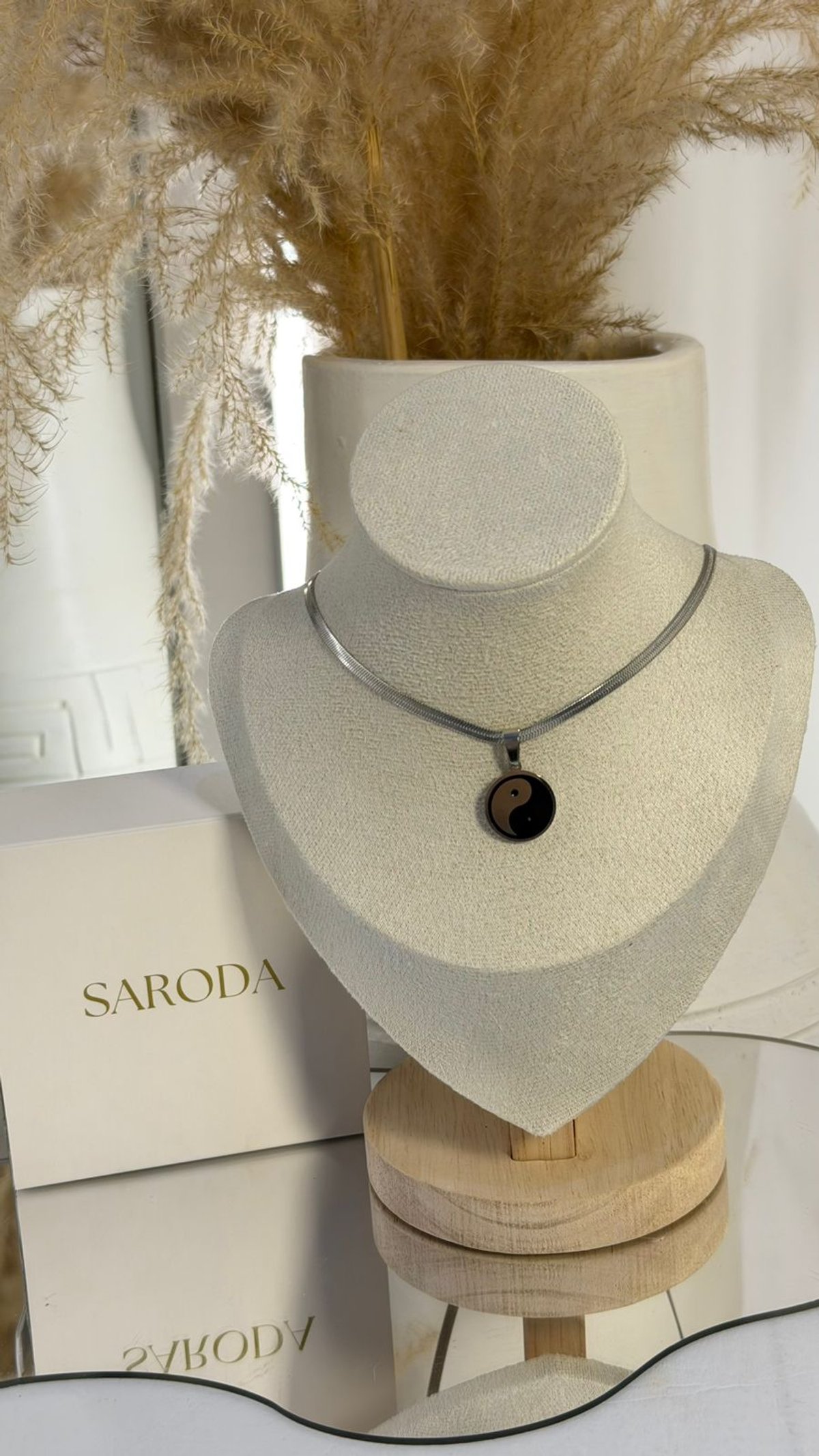 Collar Yin–yang Plateado