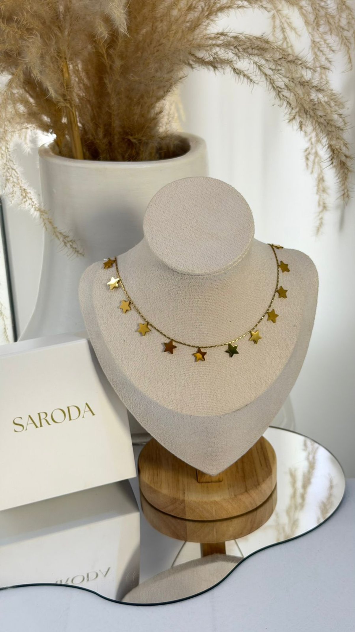 Gargantilla Estrellas Doradas