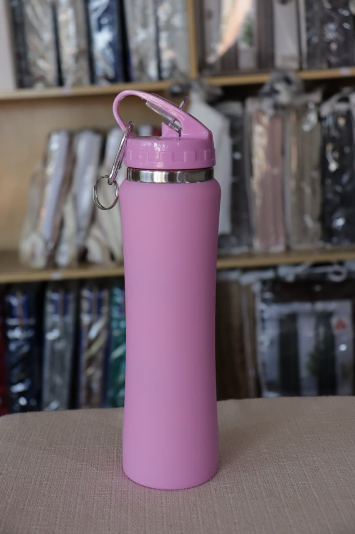Termo Deportivo con Pico 💧 1L y 650ml | Práctico, resistente y portátil - 8