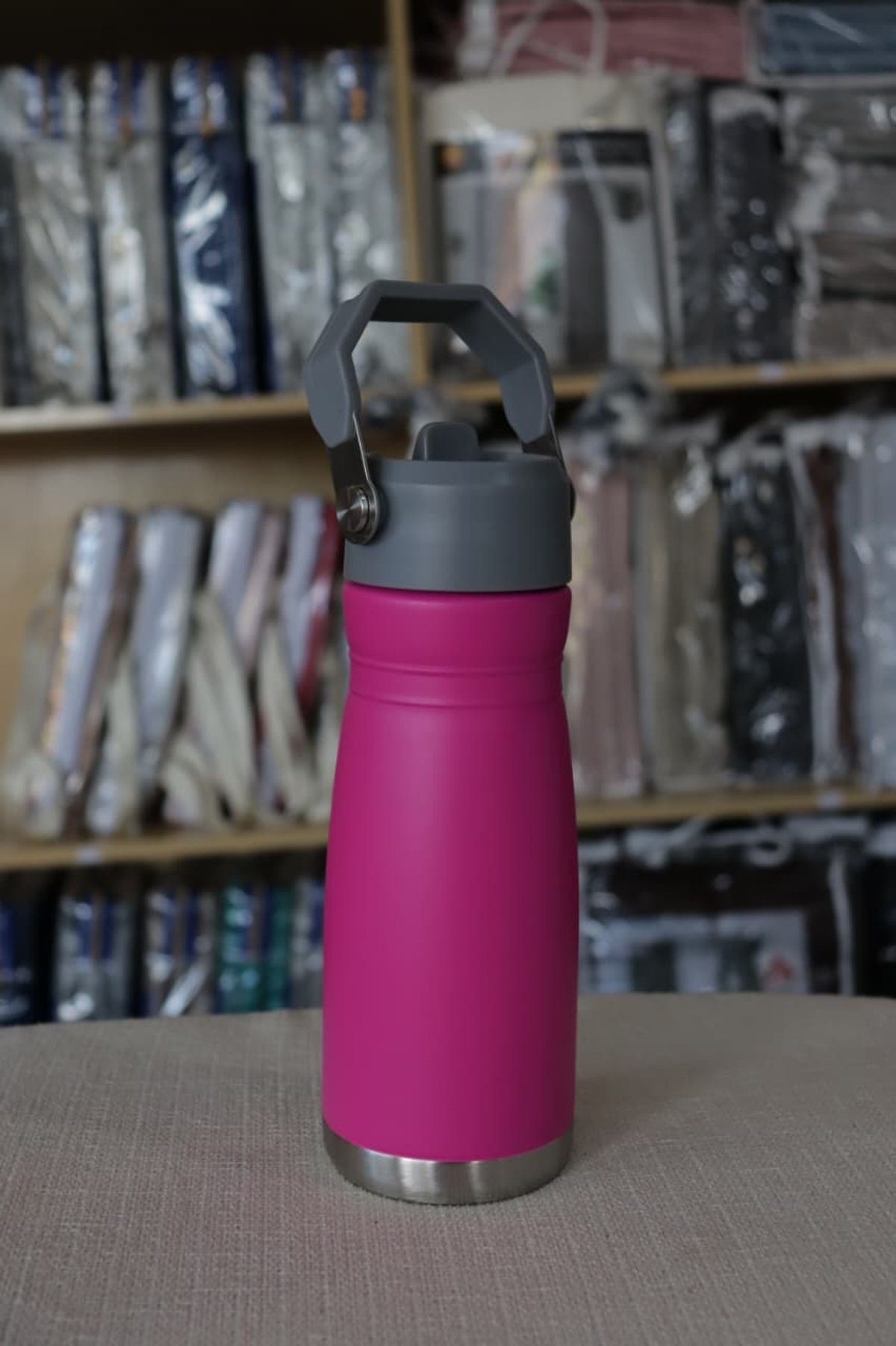 Hoppy con pico de Acero Inoxidable - 600 ml. - 3