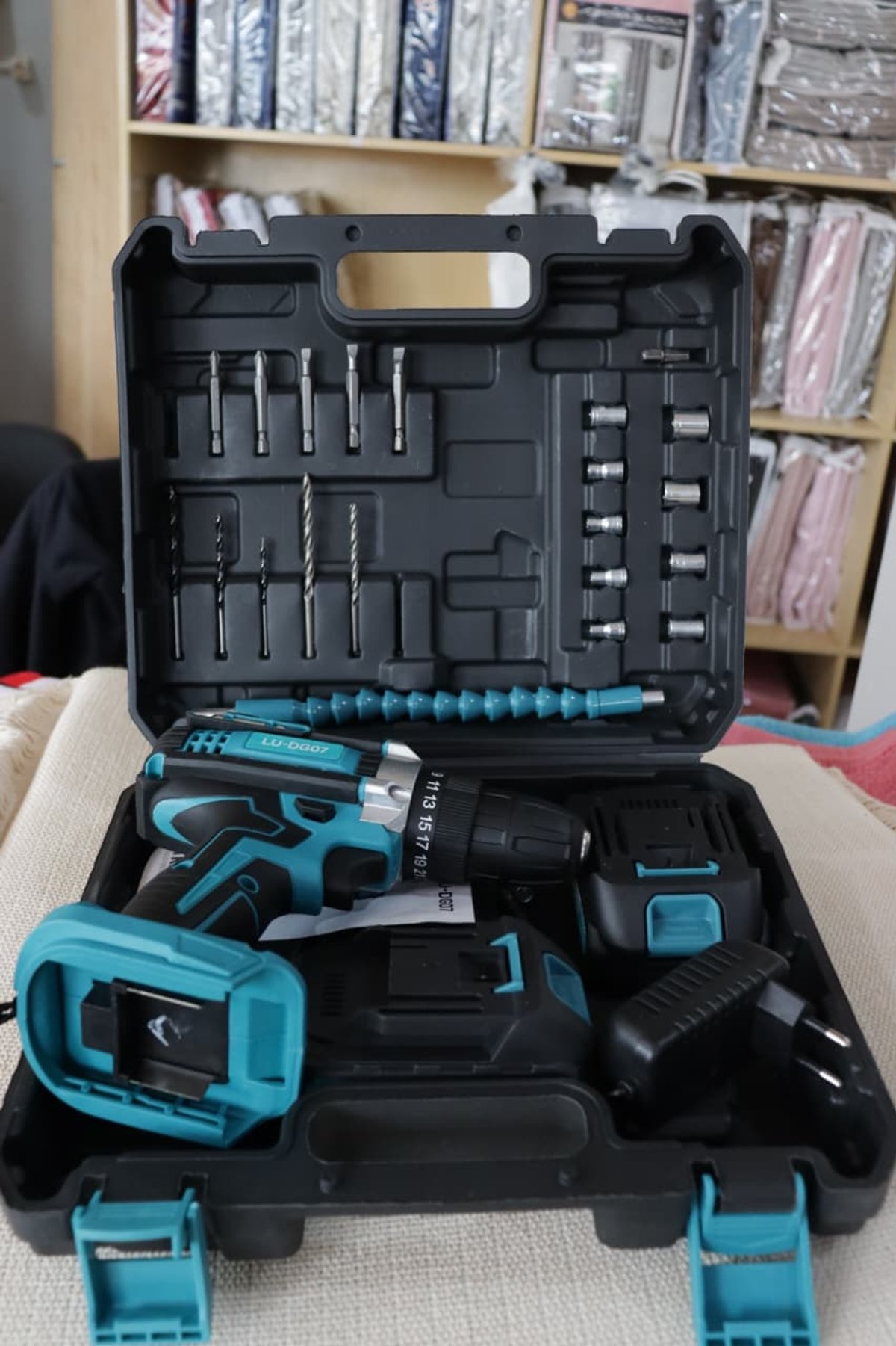 Taladro de Mano LUO LU-DG07 - 3