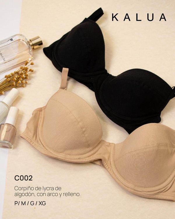 Corpiño con arco y relleno.