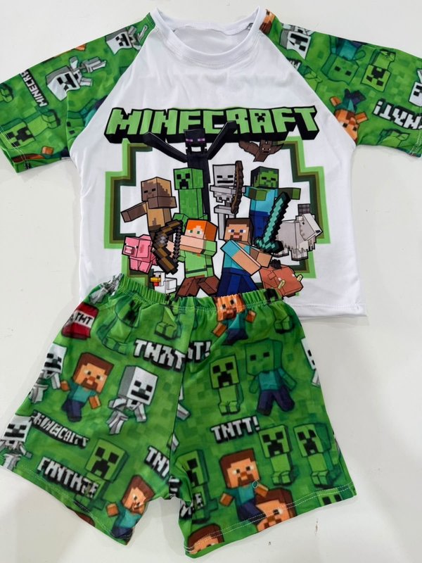 Pijama de dos piezas con estampado de superhéroes