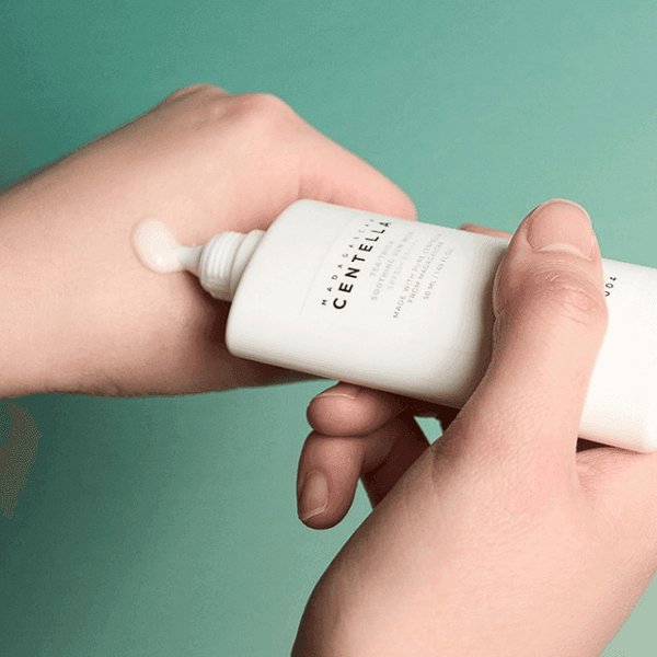 SKIN1004 Madagascar Centella Tea Trica Soothing Sun Milk 50ml