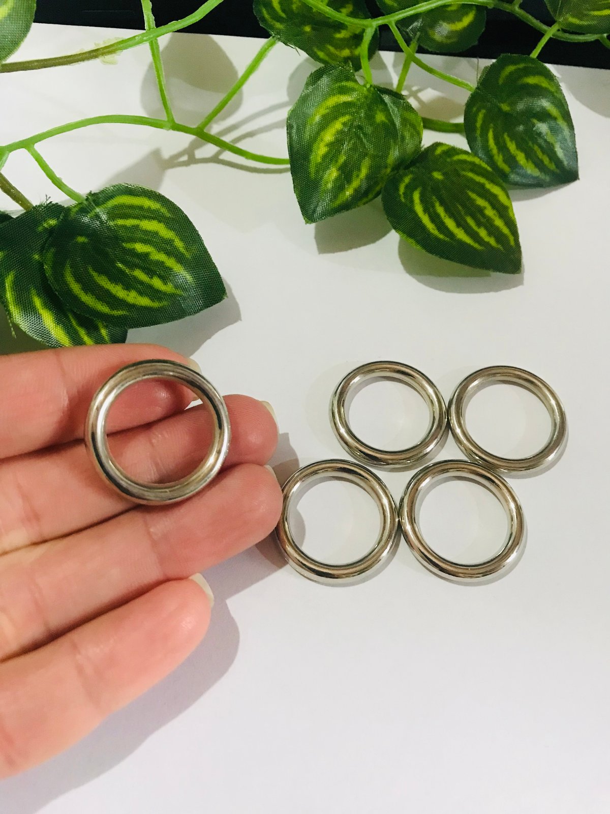 Argolla de plástico 2 cm