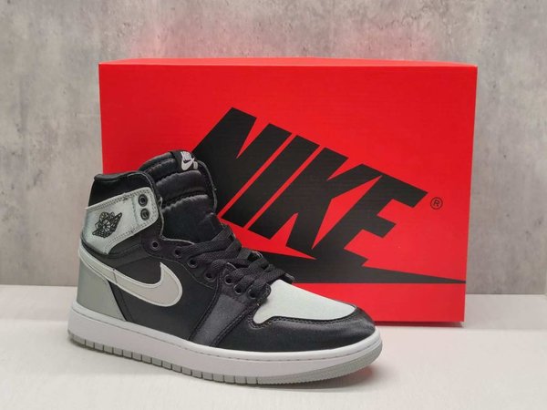 Jordan 1 Grey