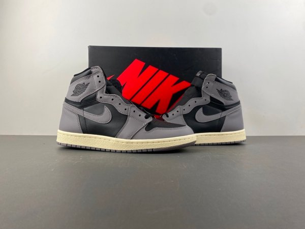 Jordan 1 Reverse Shadow