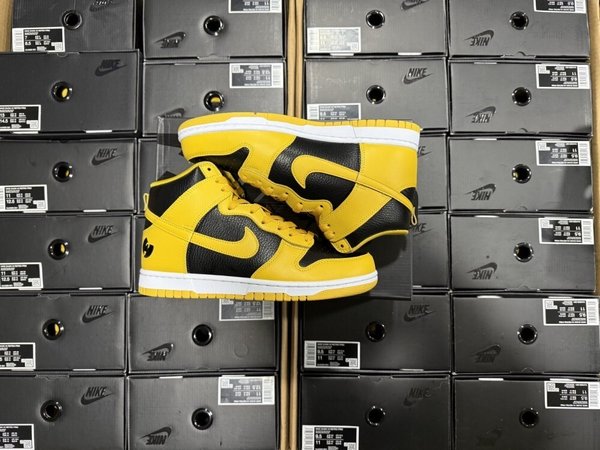 Jordan 1 Yellow