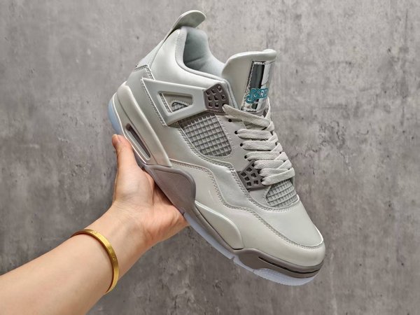 Jordan 4
