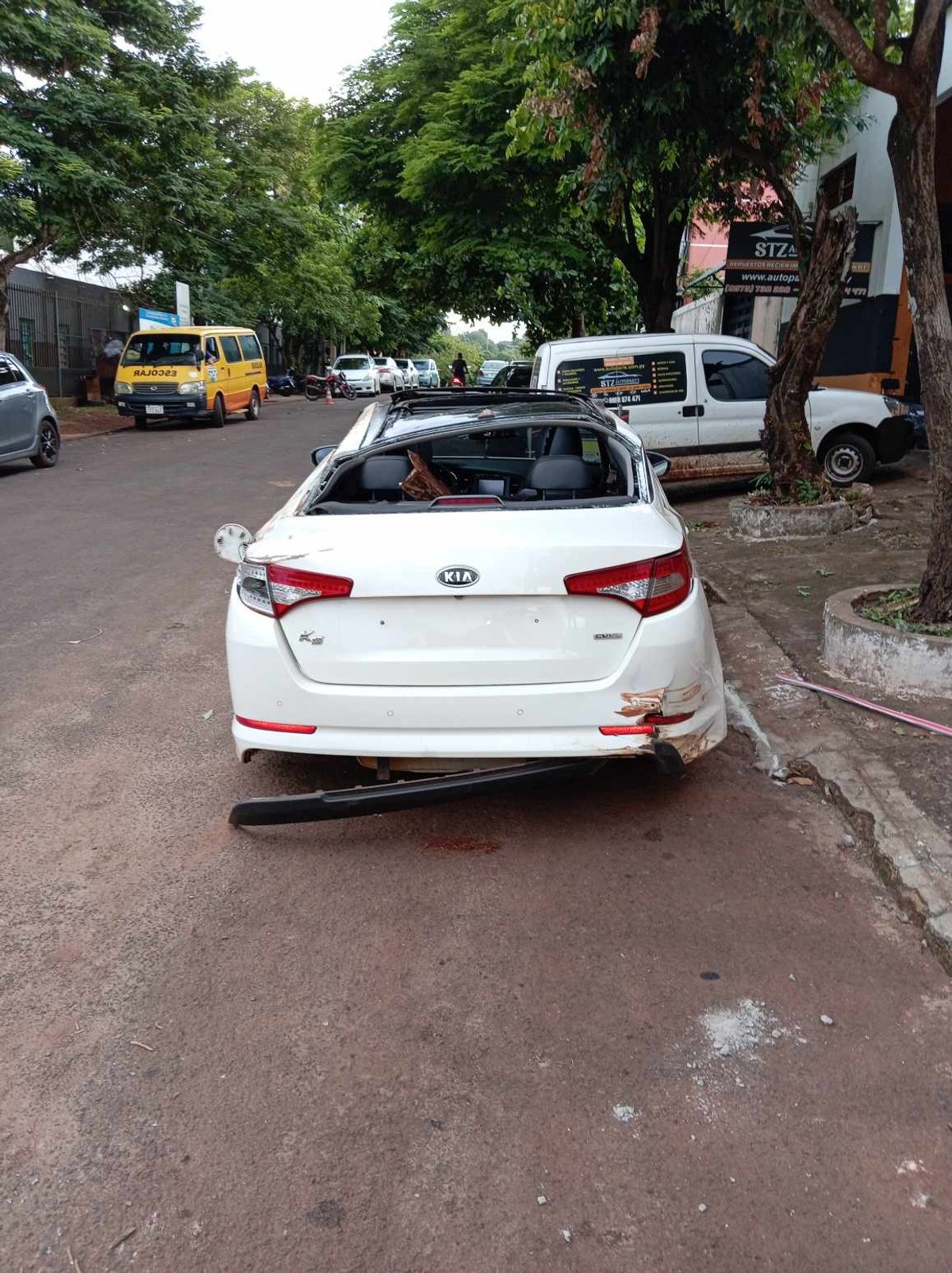 Kia K5 2013 en DESARME! UD 107 - 2