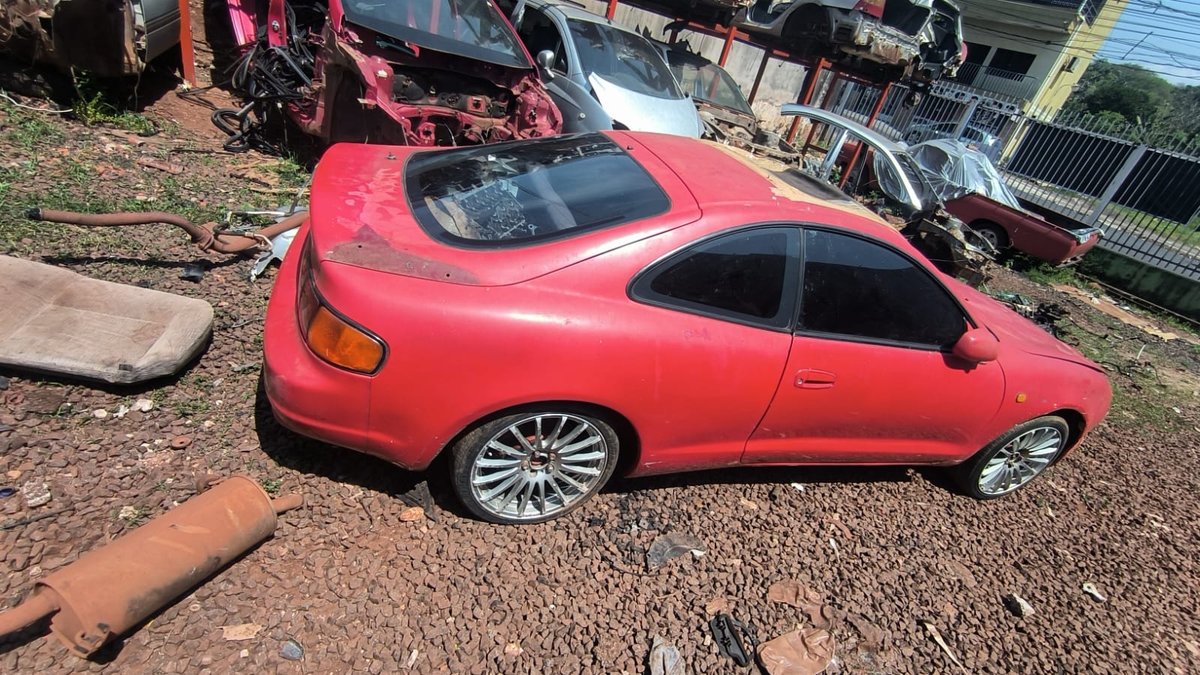 Toyota Celica 1998 en desarme UD 83  - 3