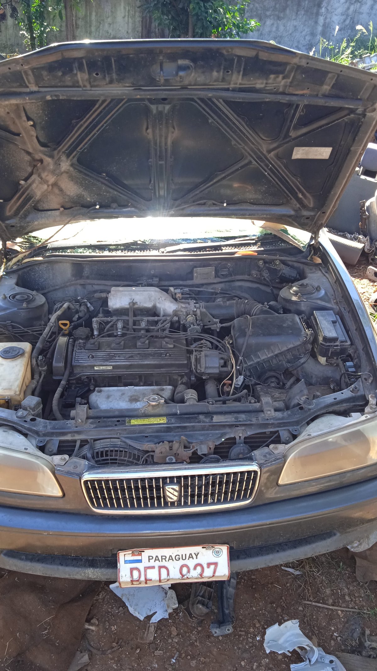 En desarme Toyota Sprinter UD 111 - 4