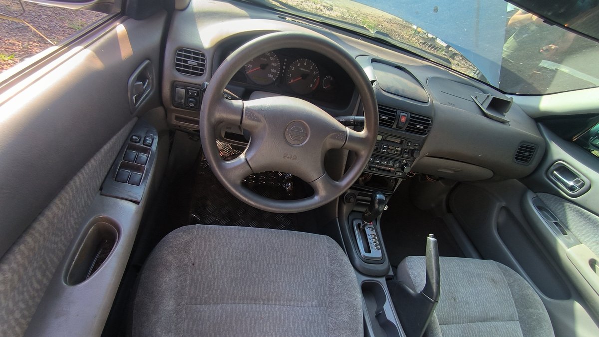 NISSAN SUNNY B15 2001 EN DESARME! - 4