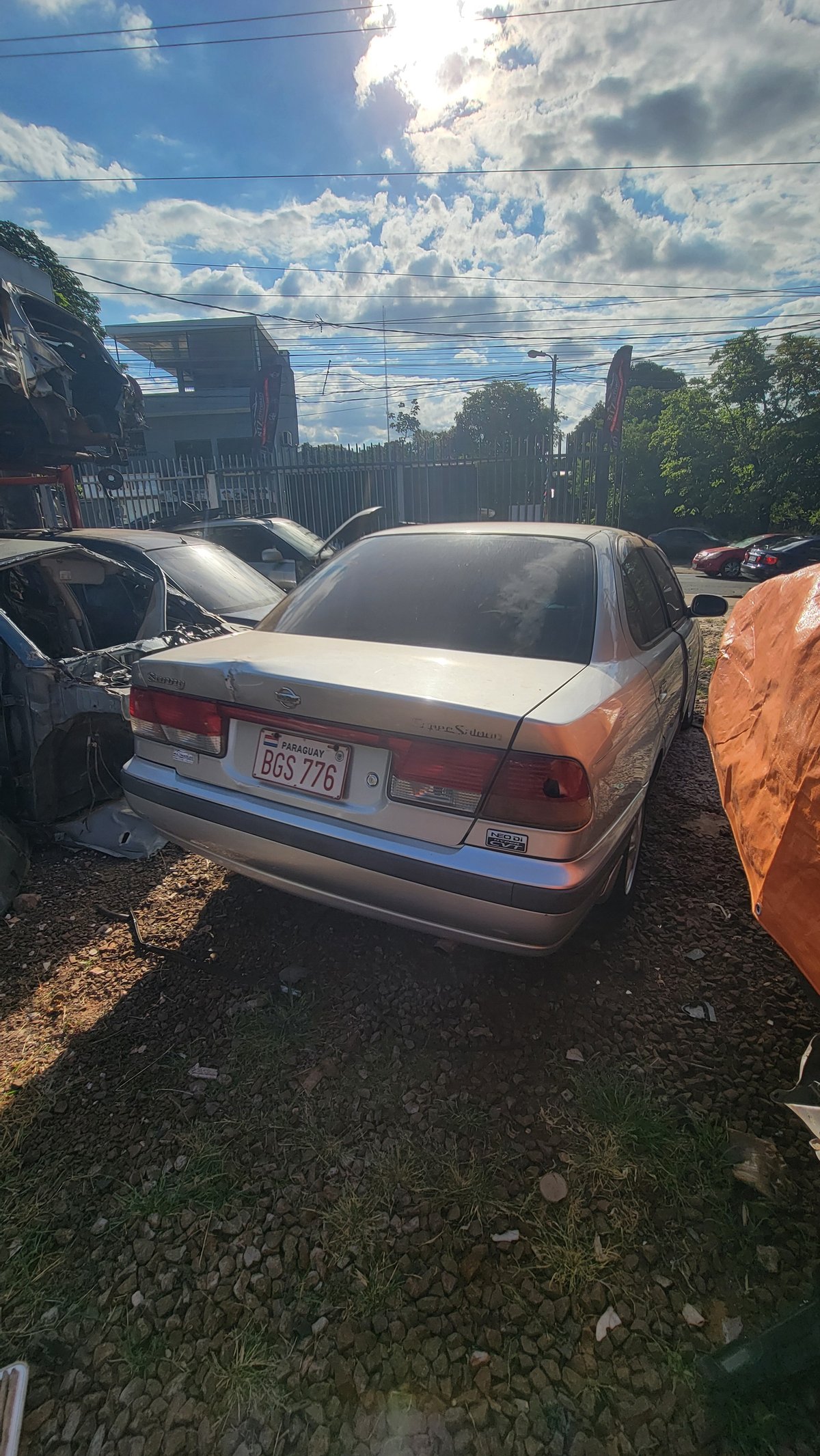 NISSAN SUNNY B15 2001 EN DESARME!