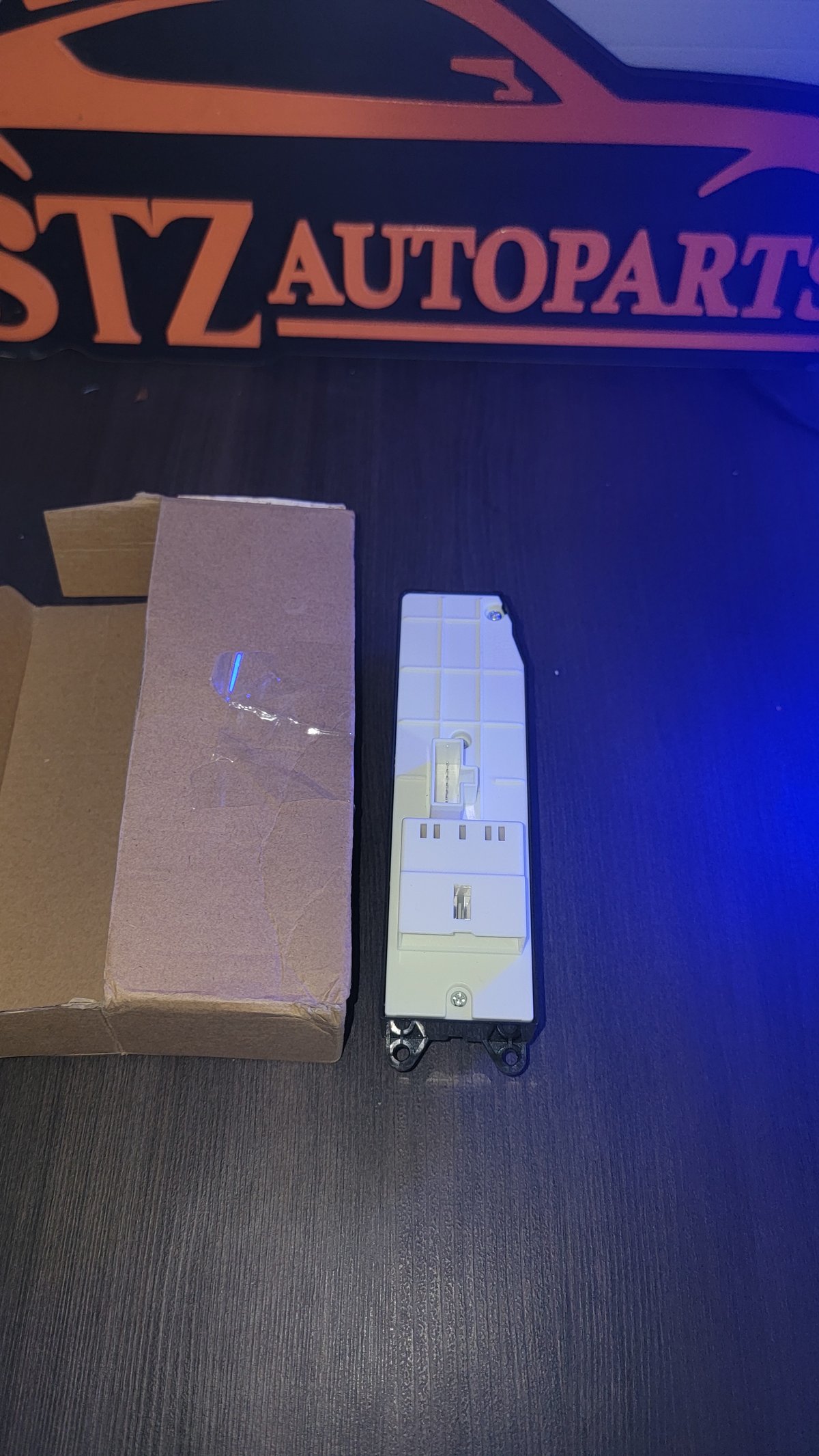 Comando Central de Levanta Vidrios Vitz / Platz / Corona Premio - 5