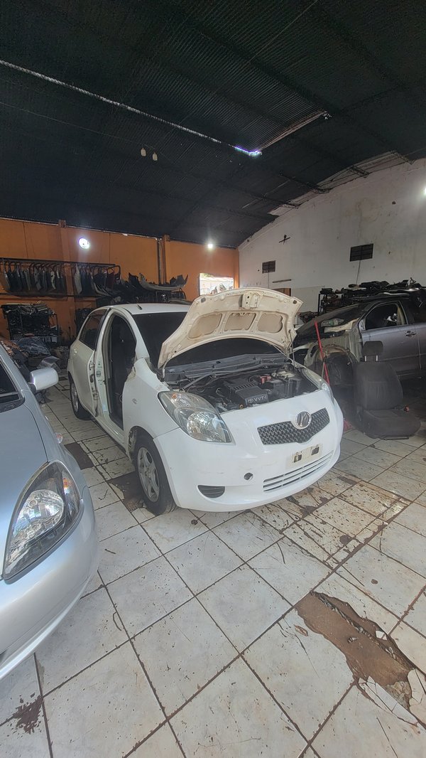 TOYOTA ViTZ 2005 2° Generación en Desarme!