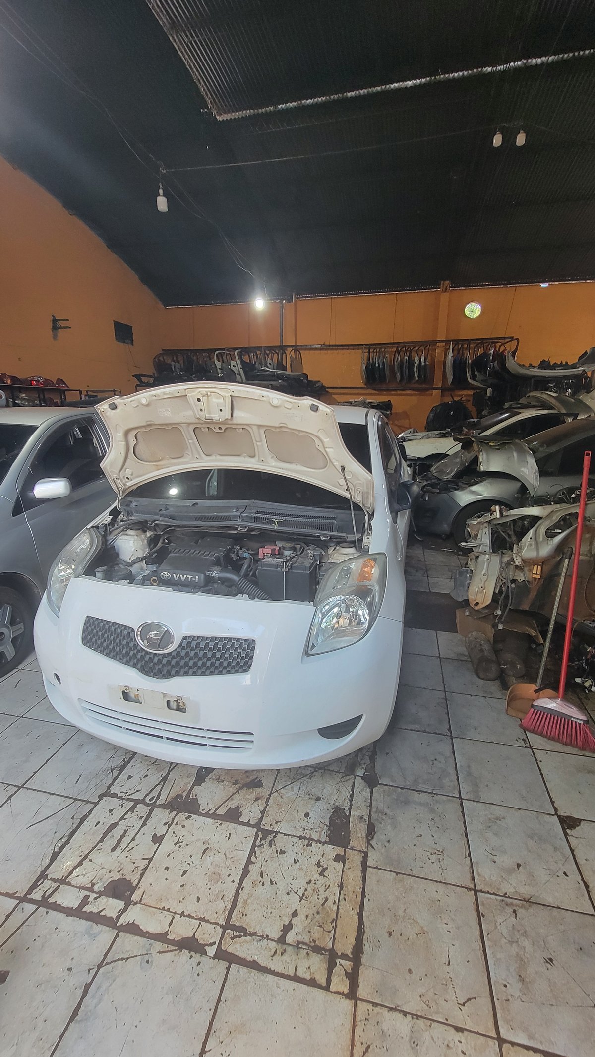TOYOTA ViTZ 2005 2° Generación en Desarme!