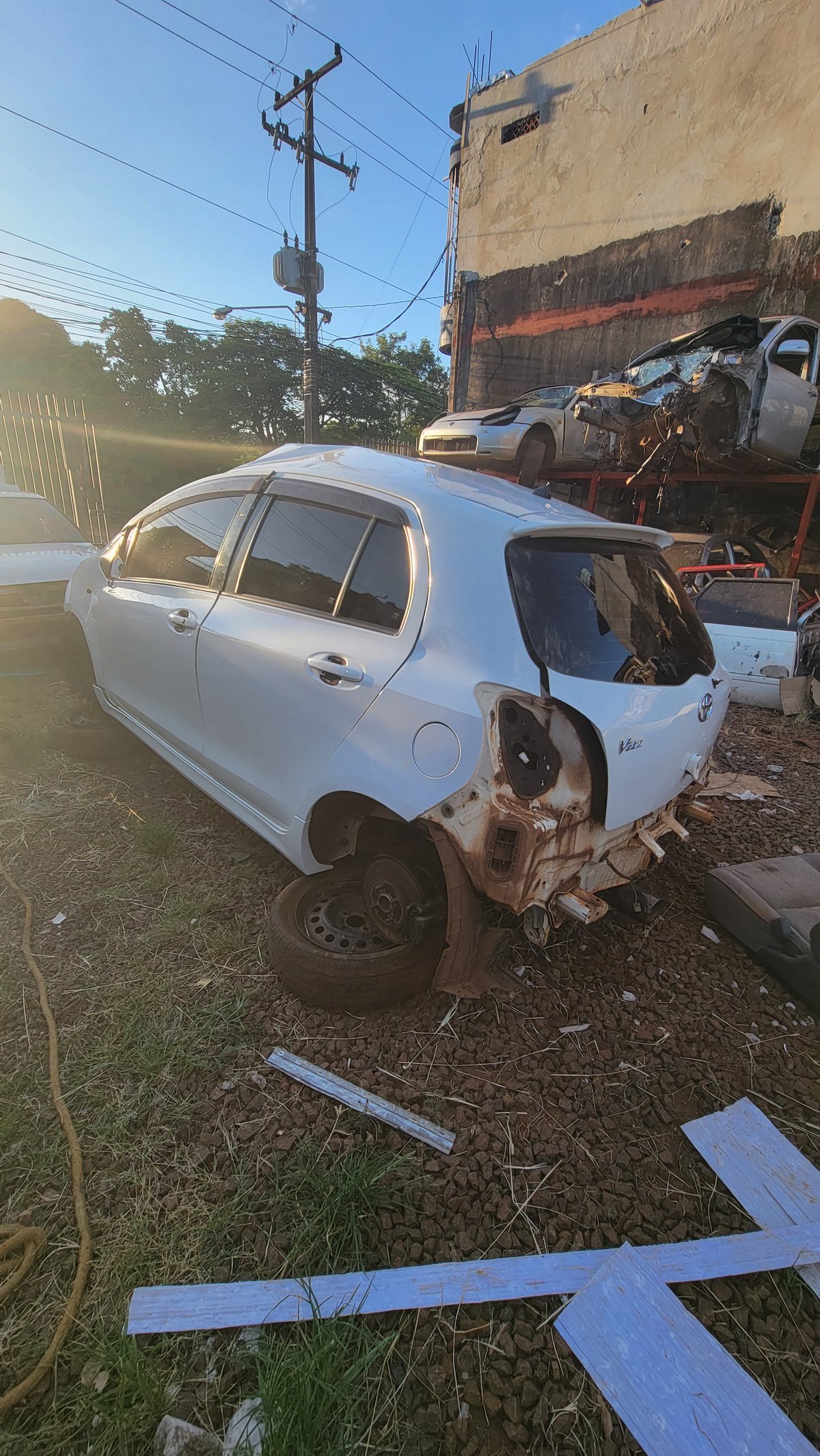 TOYOTA VITZ RS 2° GENERACIÓN 2005-7  - 2