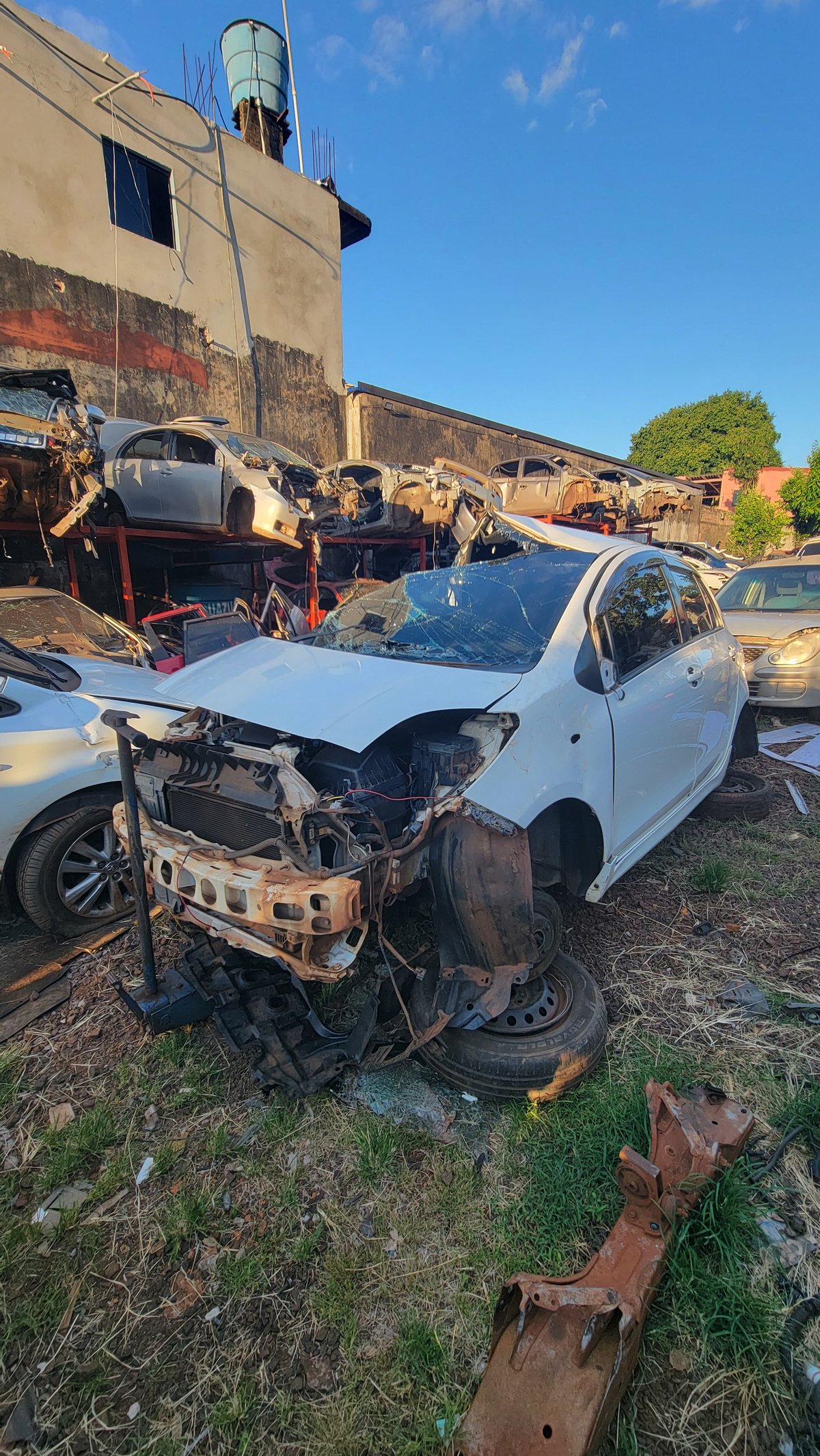 TOYOTA VITZ RS 2° GENERACIÓN 2005-7 