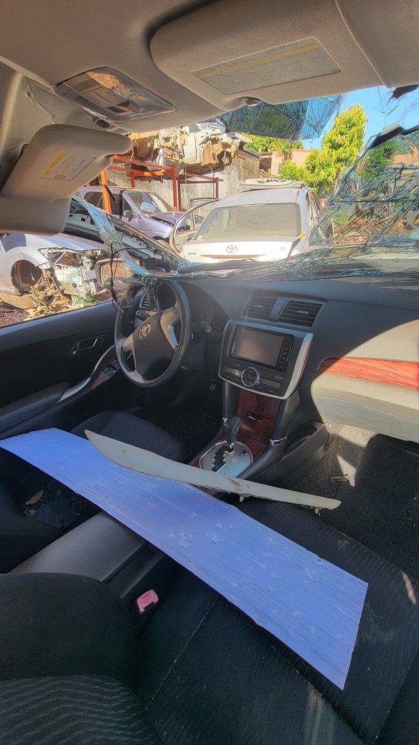 TOYOTA PREMIO PREMIO 2012 