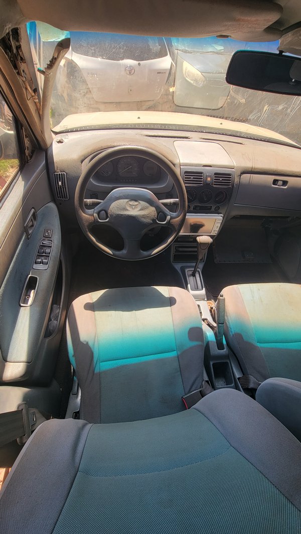 TOYOTA DUET 2003 EN DESARME!!