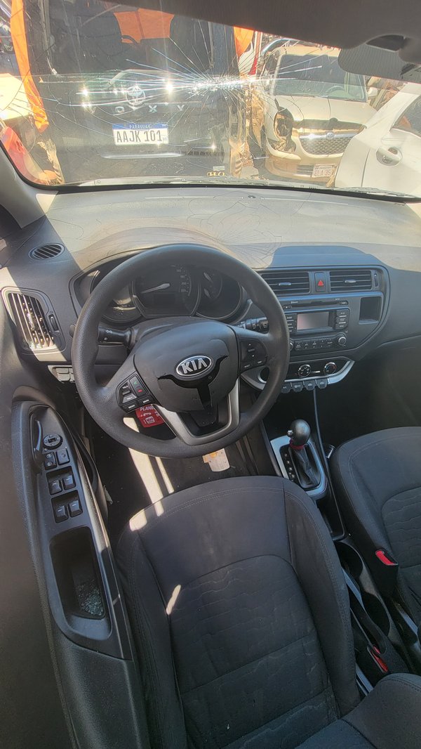 Kia Rio 2014 ! En desarme 
