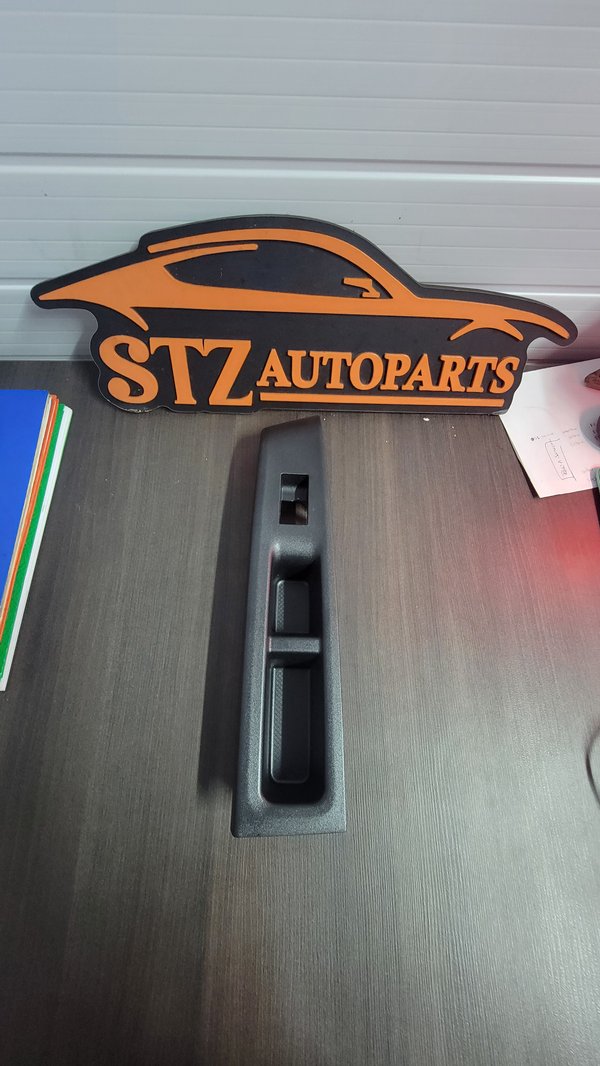 Moldura Lado Acompañante Derecho Toyota Vitz 3 Generación 