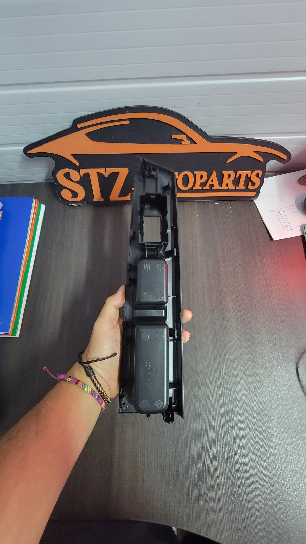 Moldura Lado Acompañante Derecho Toyota Vitz 3 Generación  - 2