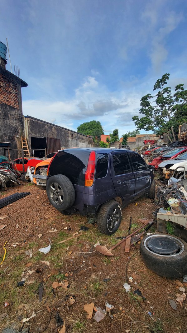 Daihatsu Terios 1997 en Desarme! 