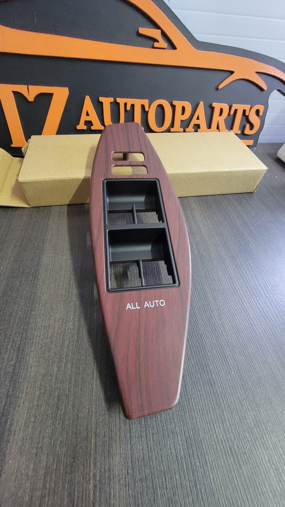 Moldura de Comando Alza Vidrio Toyota Premio / Allion 2008