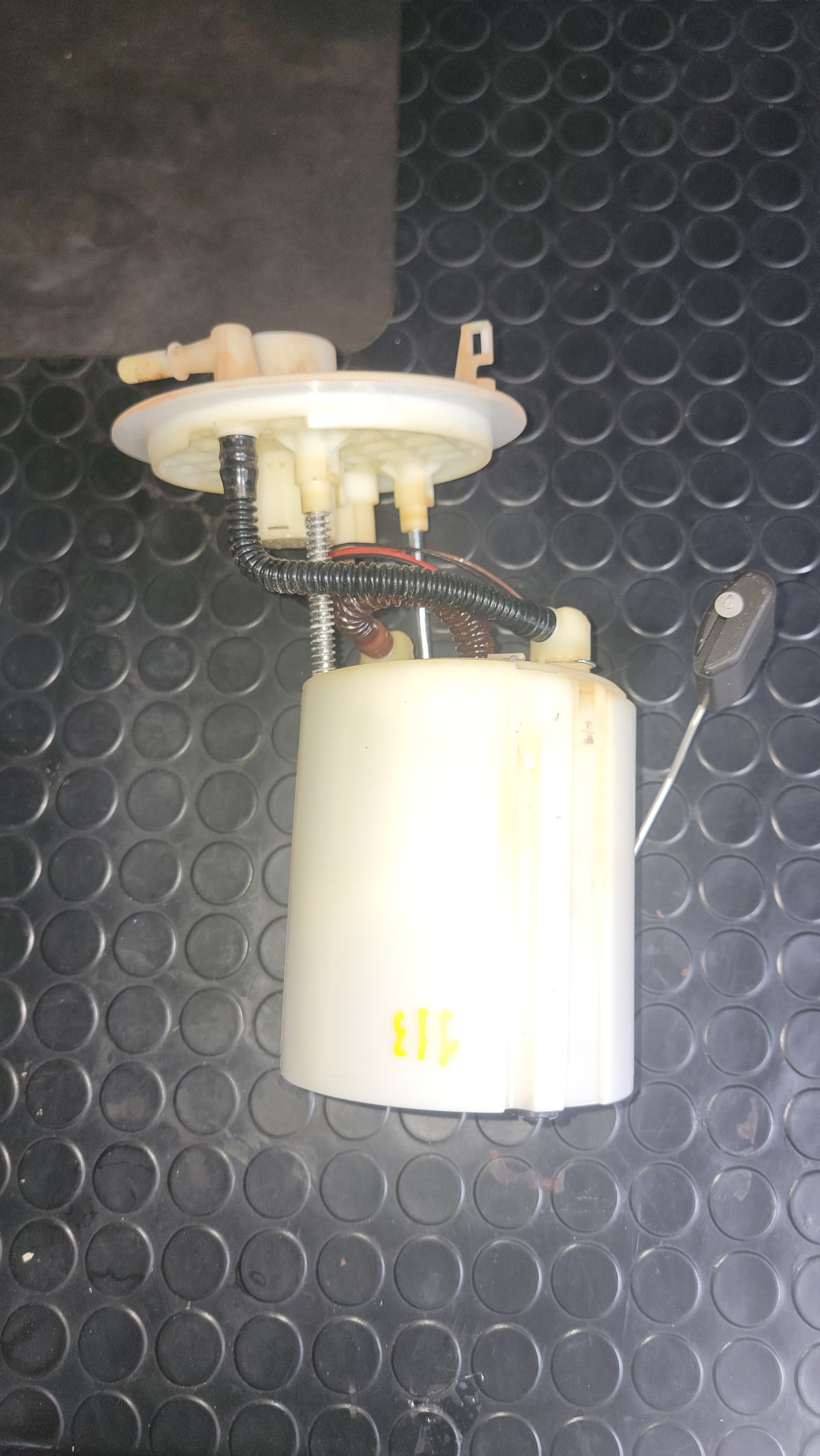 #1-003 Bomba completa Kia Soluto  - 3