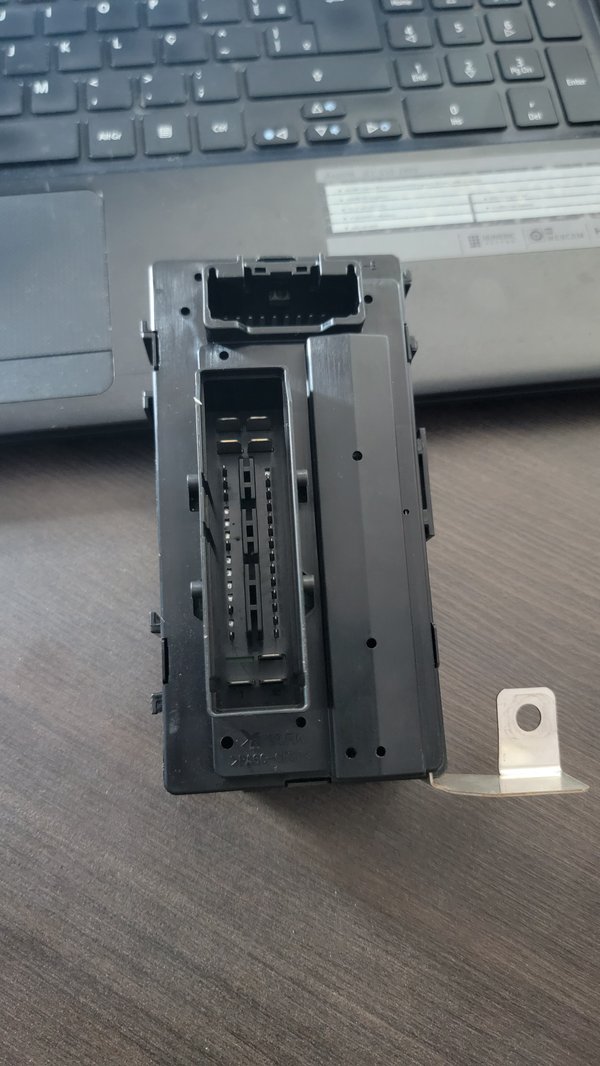 CAJA DE FUSIBLE KIA RIO 91952-1W350