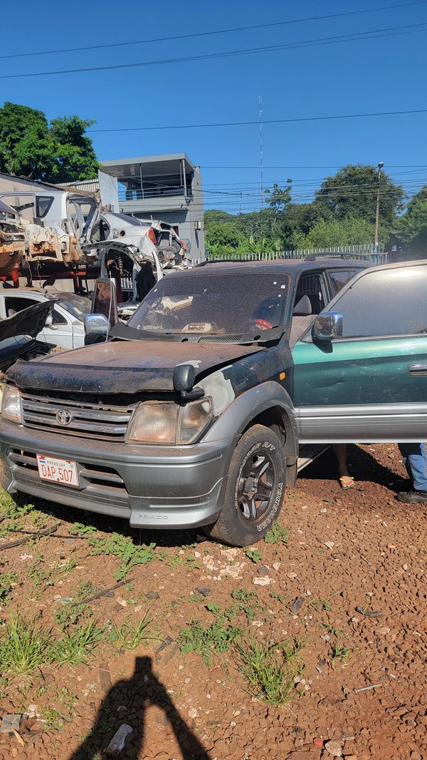 TOYOTA PRADO en Desarme UD 115