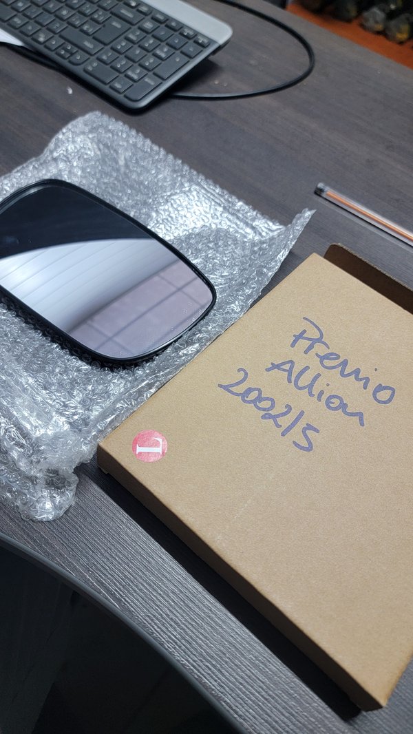 Vidrio de retrovisor Premio/Allion 2002-2005