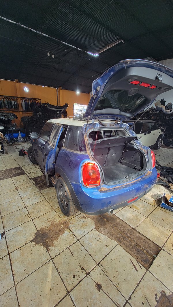 Mini Cooper 2015 en Desarme !