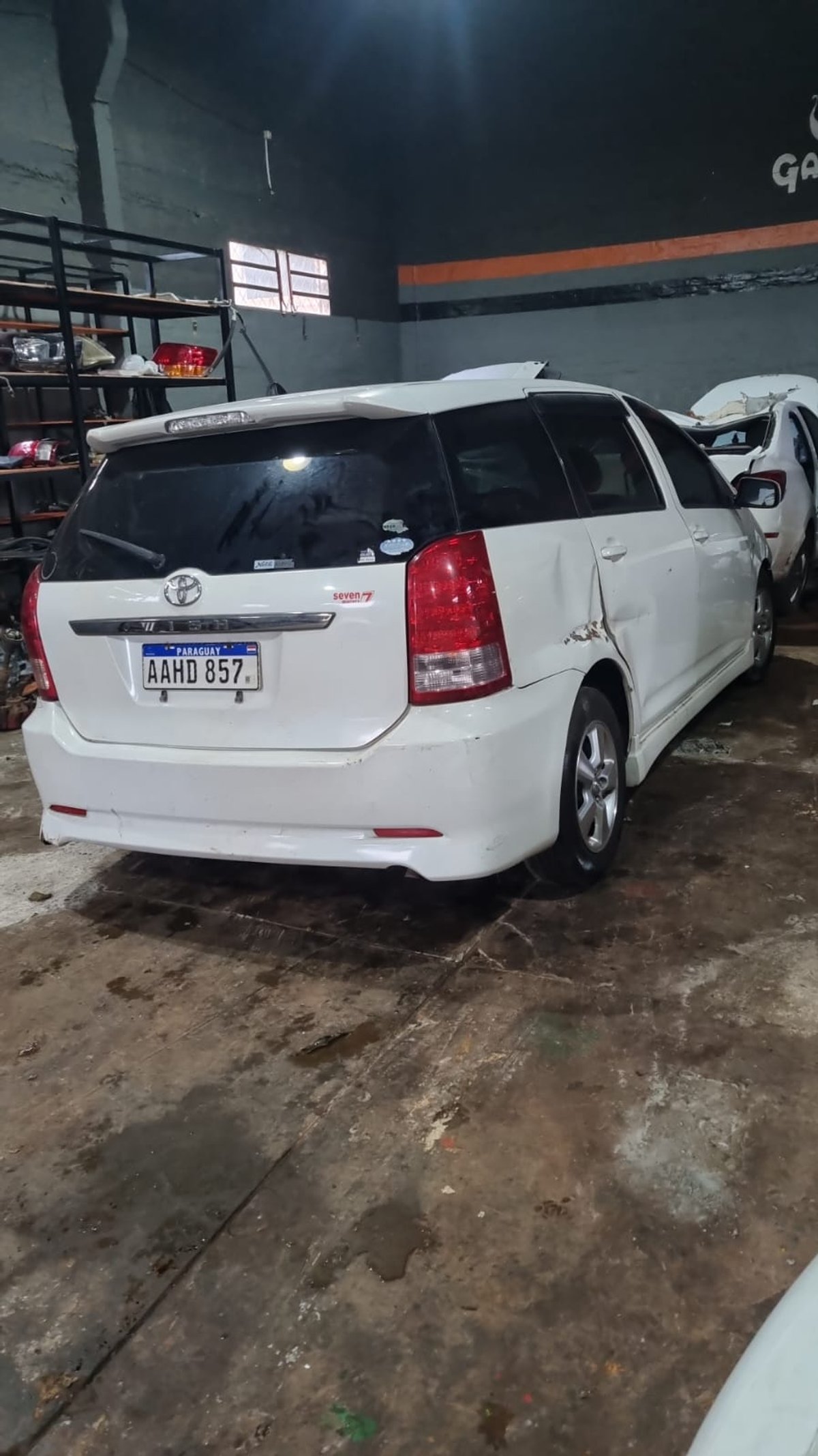 Toyota Wish 2005 en Desarme!  - 5