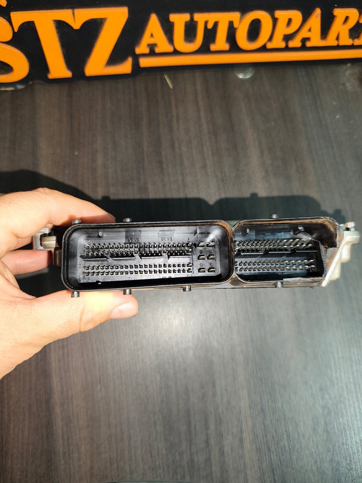 Computadora de Motor ECU Kia Picanto / Morning  39110-04100 - 5