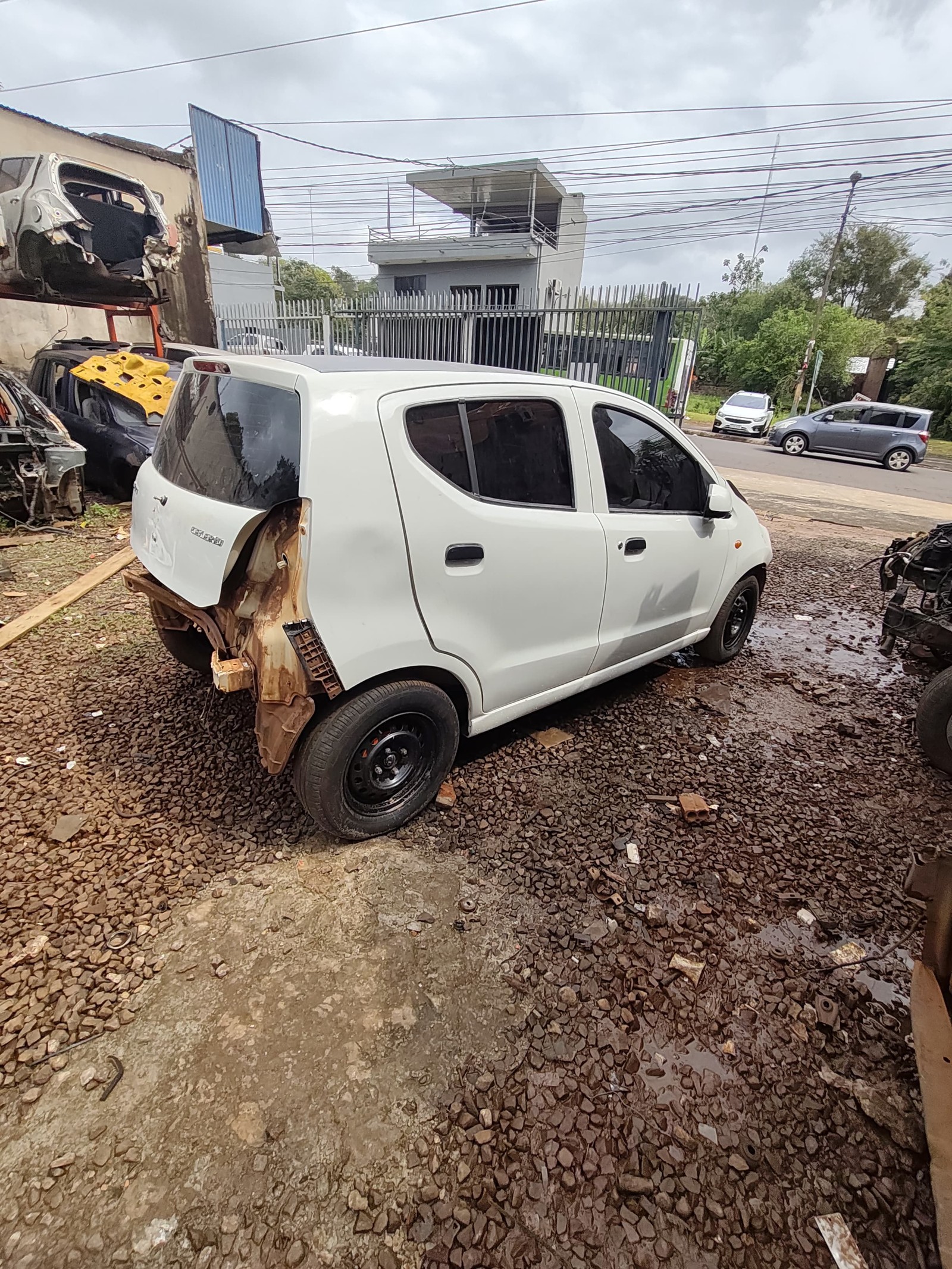 Suzuki Celerio 2012 en desarme  - 3