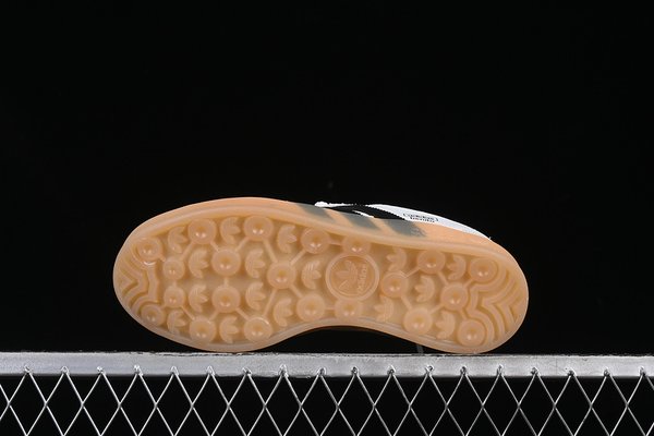 Adidas gazelle x badbunny 