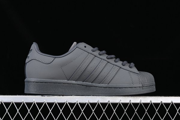 Adidas súperstar