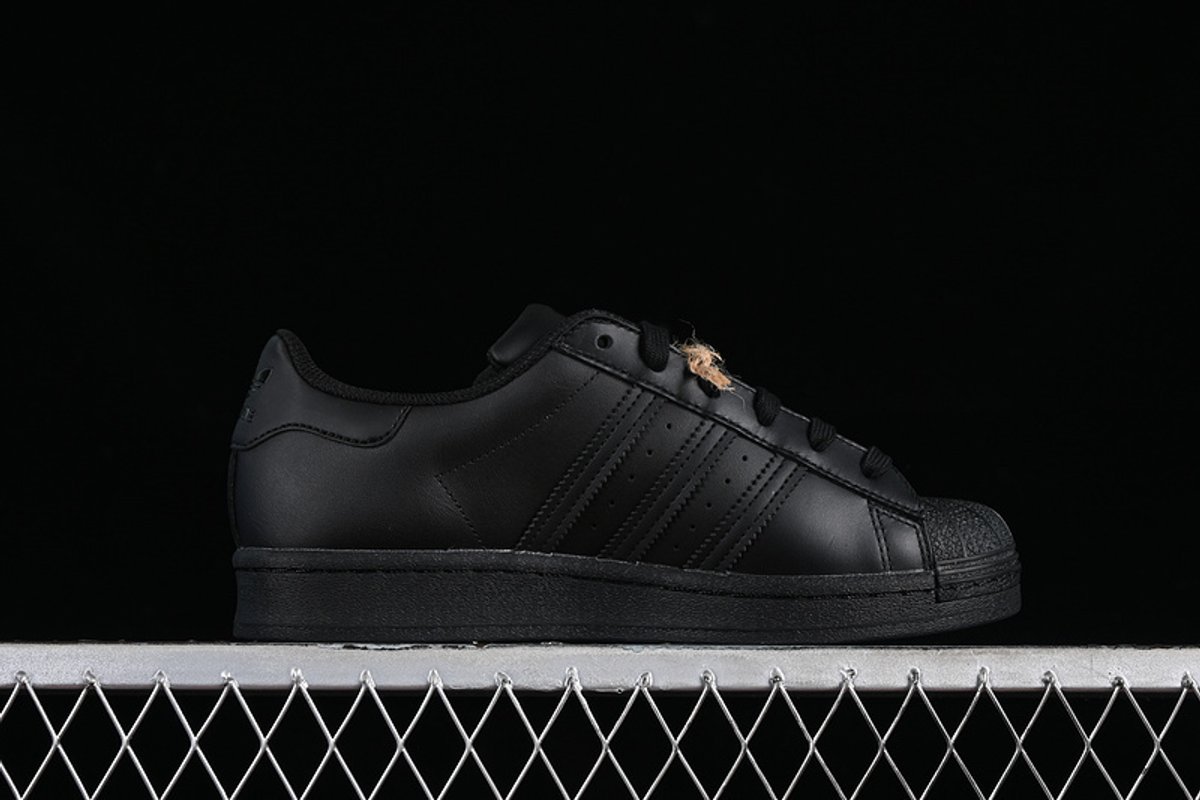 Adidas súperstar  - 2