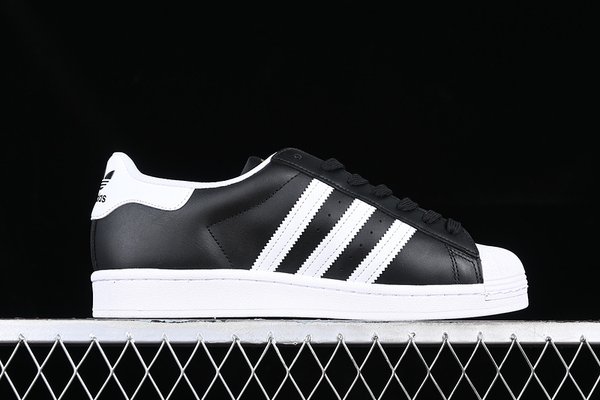 Adidas súperstar 
