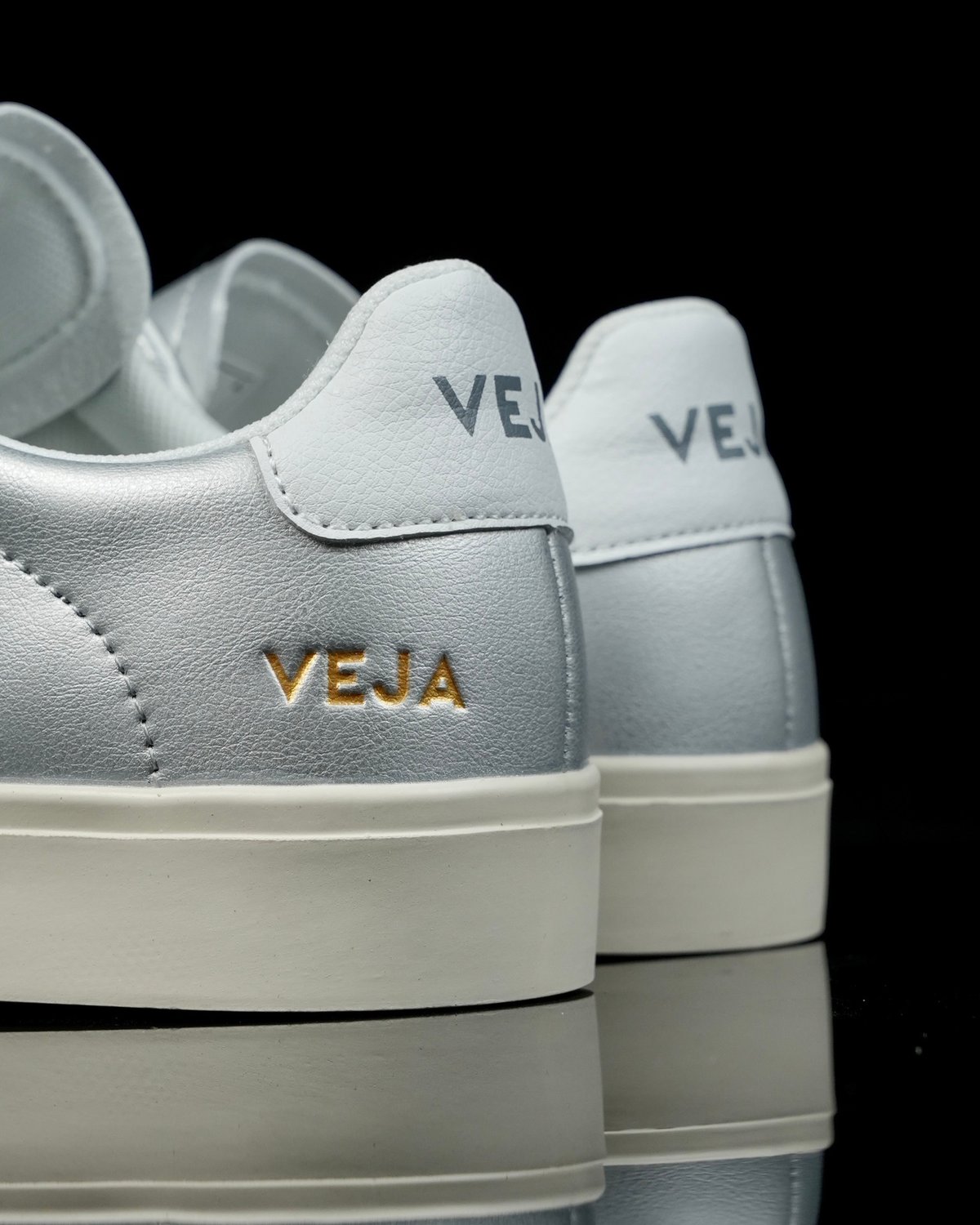 Veja leather silver  - 3