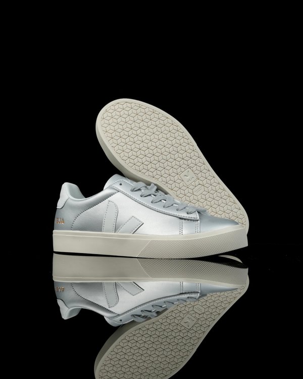 Veja leather silver 