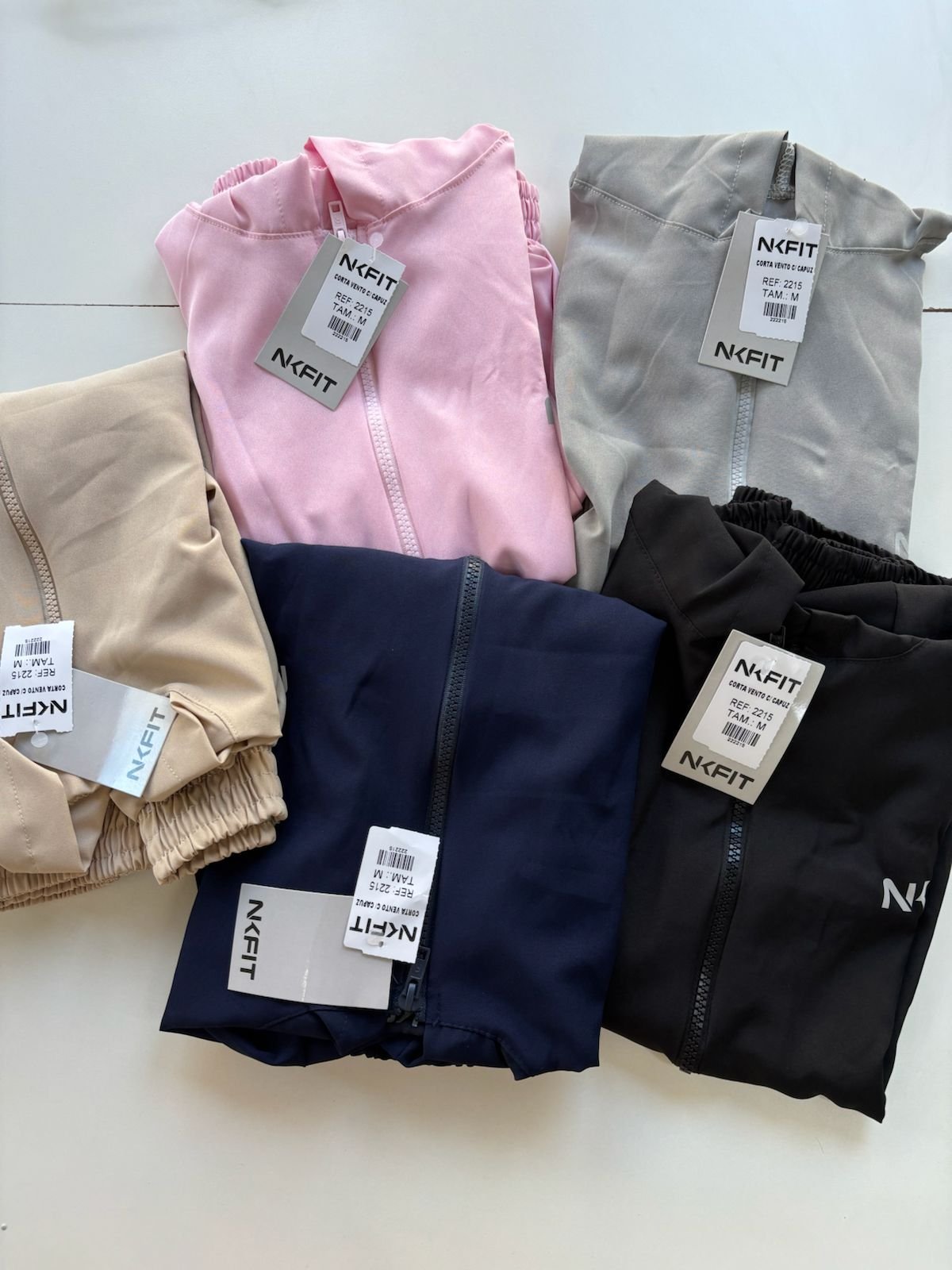 Campera NK con capucha